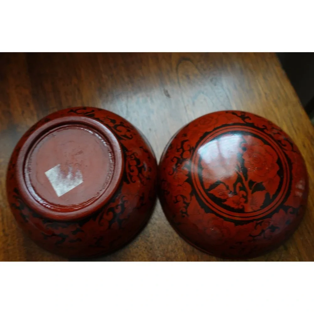 Vintage Red Lacquerware Trinket Box Round Lidded Jewelry Storage Container